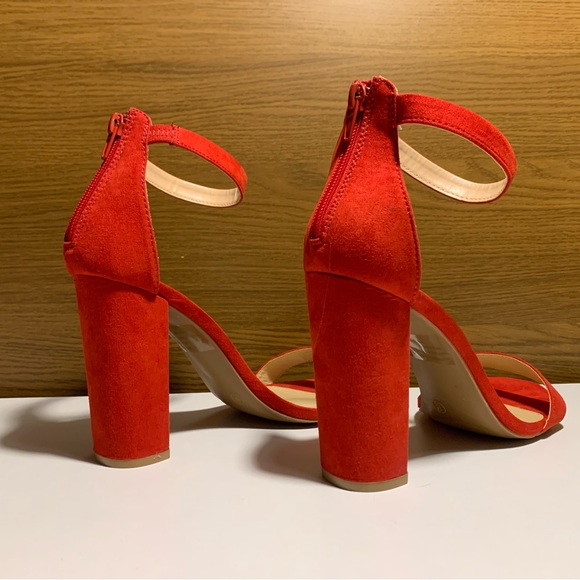 Sexy red heels good for a night out or to pull together a cute outfit - Picture 5 of 5